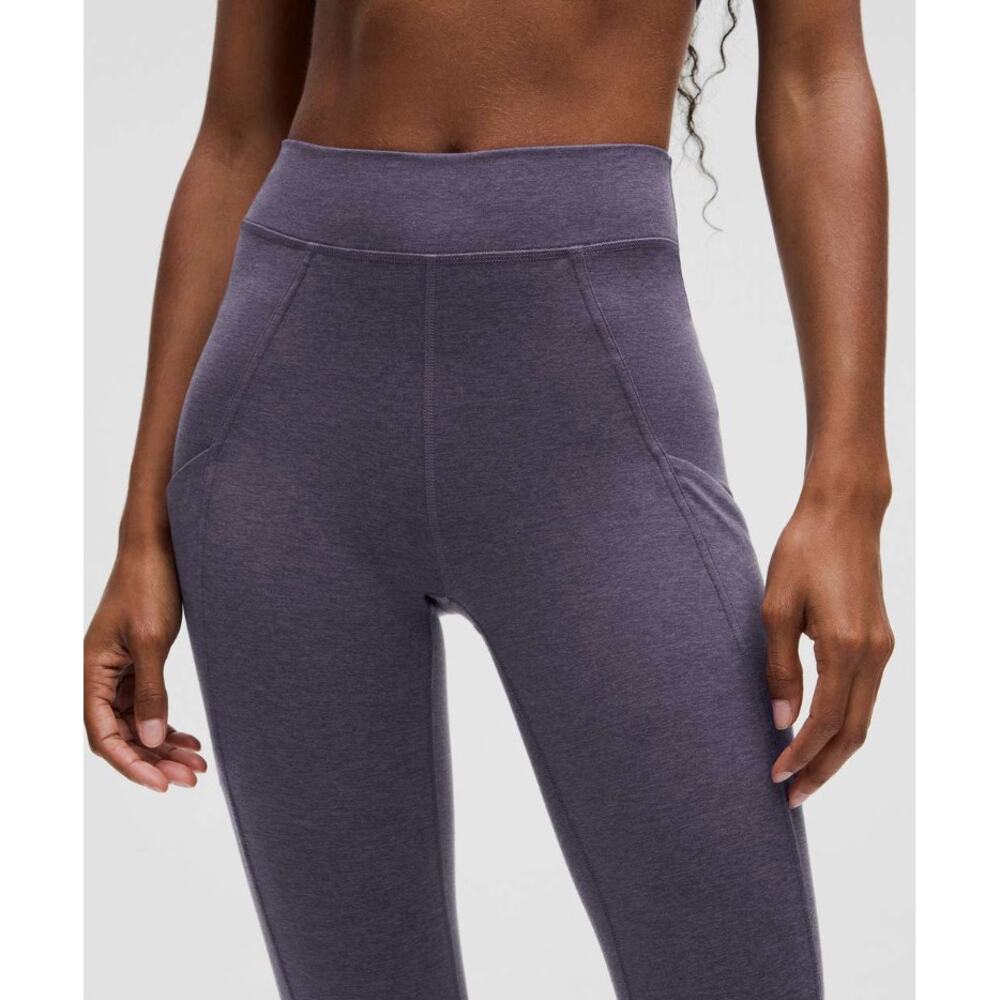 Lululemon Soft Sueded High-Rise Tight 25" Nightfall / Nightfall Size 6 - Picture 5 of 8